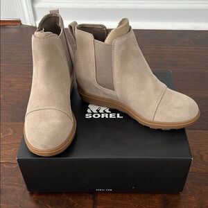 Sorel Women's Evie ii Tan Waterproof Ankle Boots